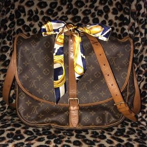 Vintage Auth Louis Vuitton Samaur 30 Crossbody